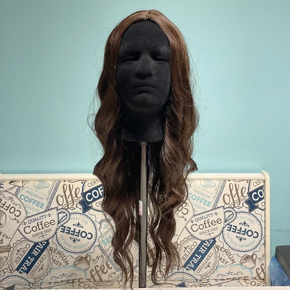 ✨HOST PICK ✨Dark brown synthetic wig 24” - Picture 4 of 6